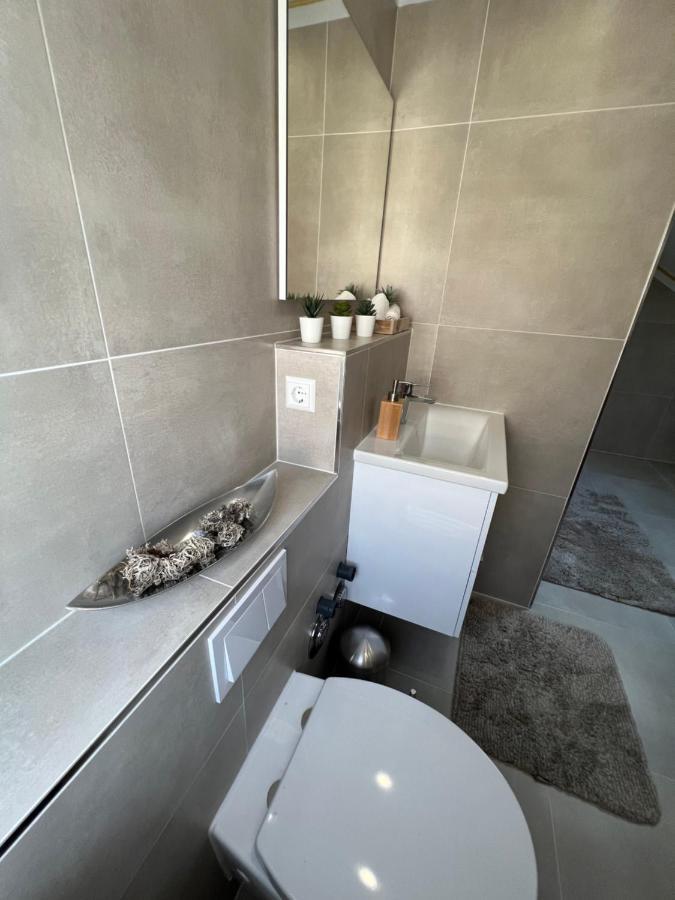 Ferienwohnung Lidu-Jene Eislingen Exteriér fotografie