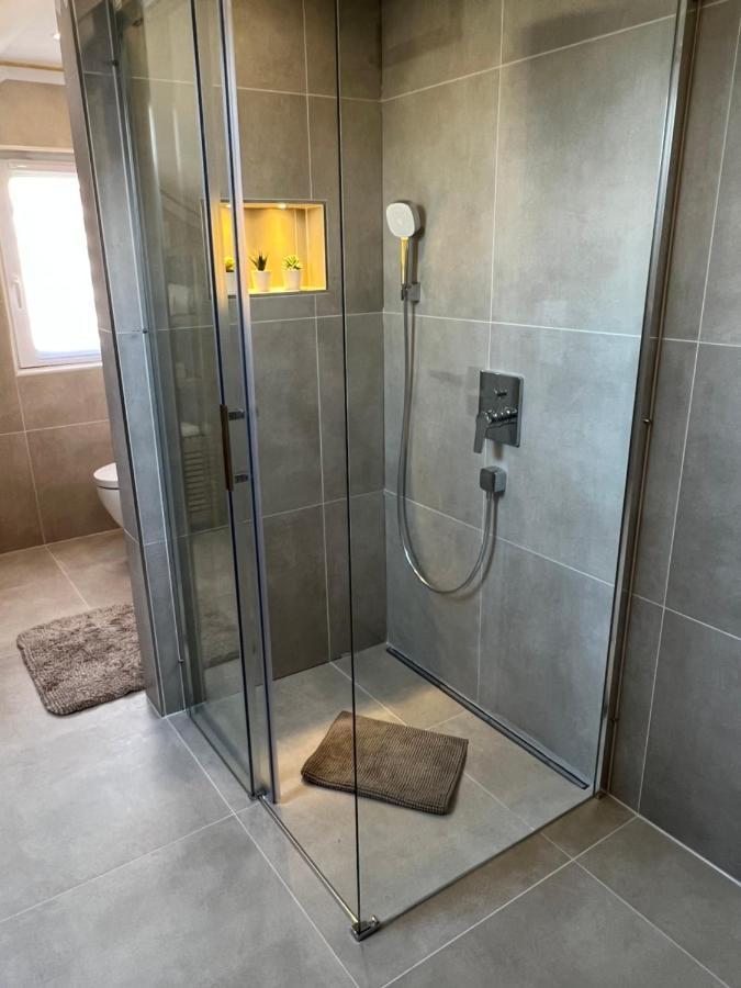 Ferienwohnung Lidu-Jene Eislingen Exteriér fotografie